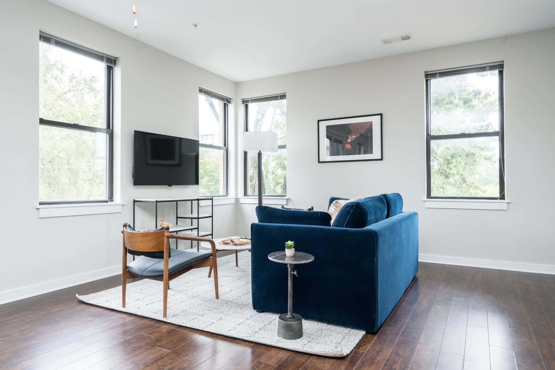 CozySuites Music Row 2BR in Nashville!