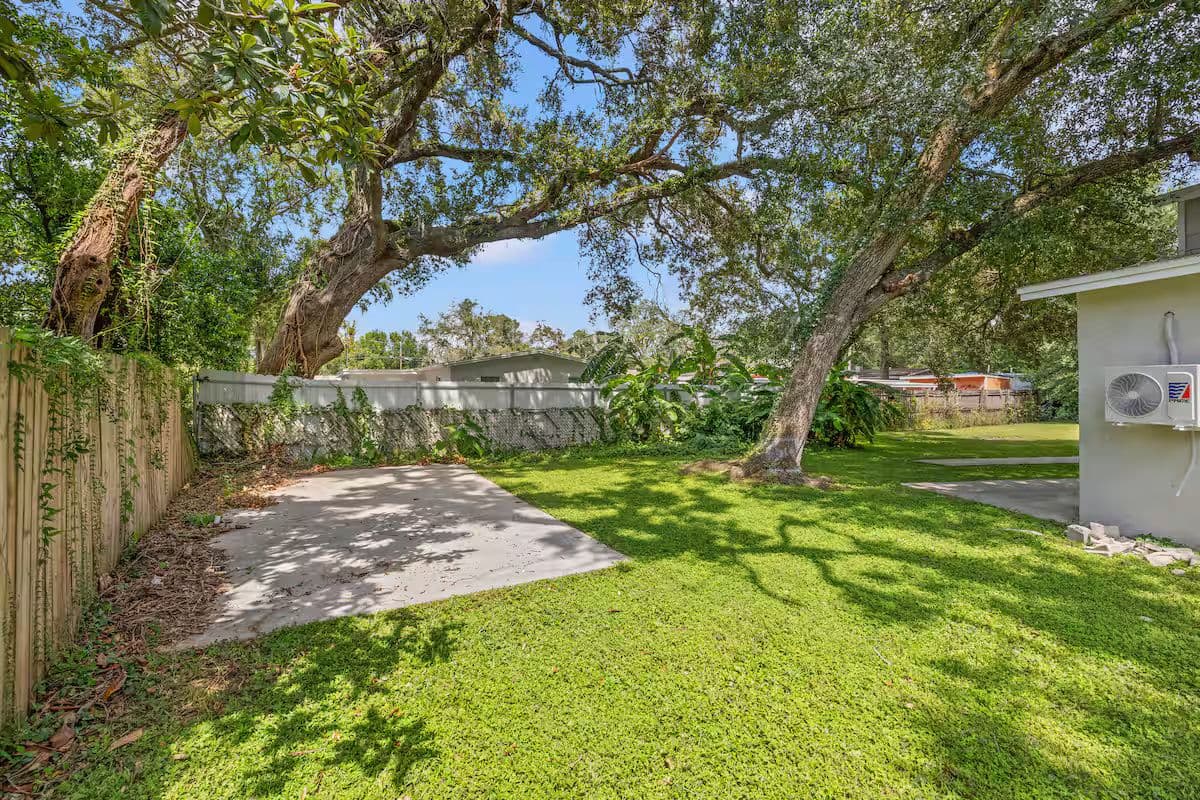 6 Miles From Downtown Tampa 4306 C general photo 4