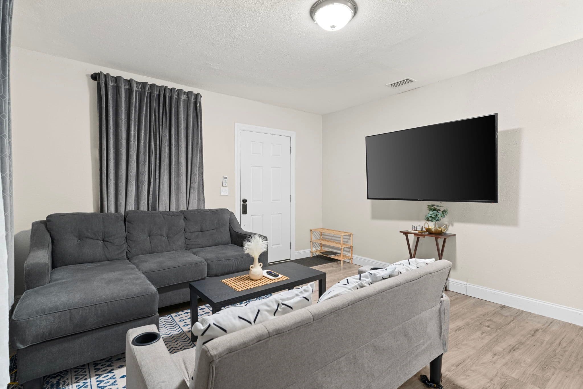 5 Miles from Downtown Tampa general photo 3