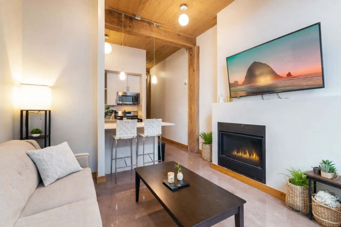 Tacoma - Lux Modern Studio Fit for Long Stays-28