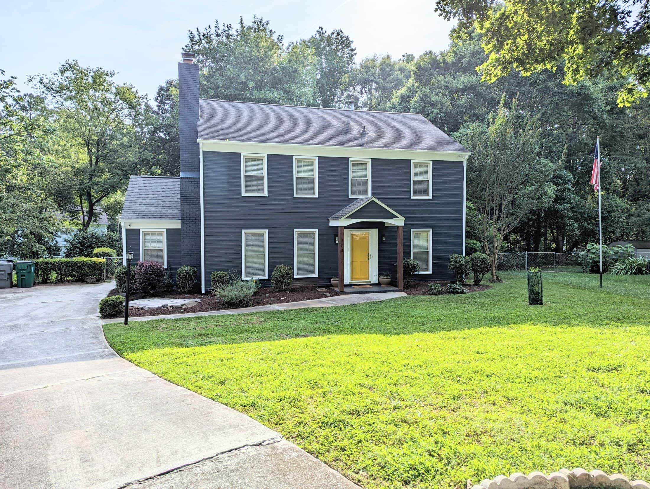 Corporate & Insurance-Ready | Dog-Friendly Home
