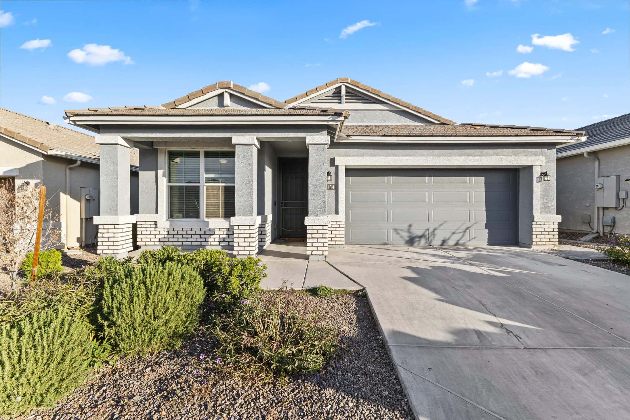 Family‑Friendly 4BR Home in Quiet Phoenix Neighborhood