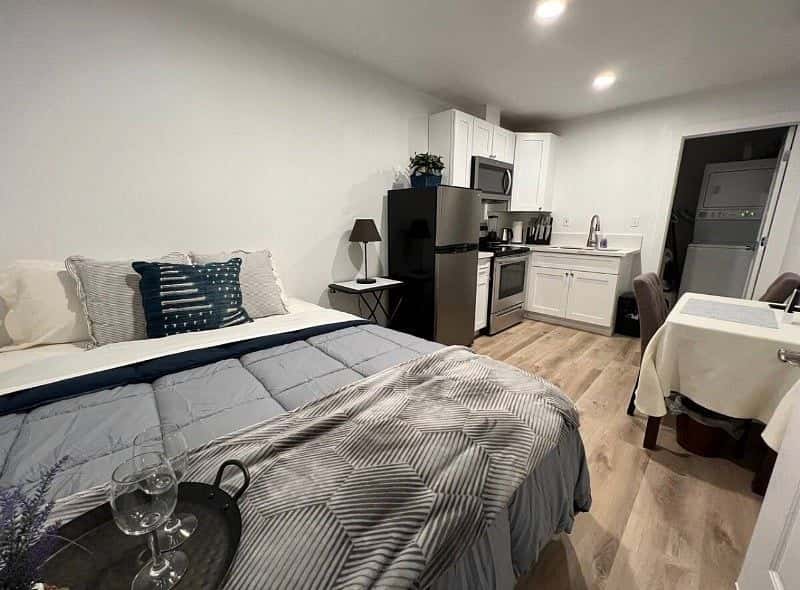 Yuma: Furnished studio in Moreno Valley