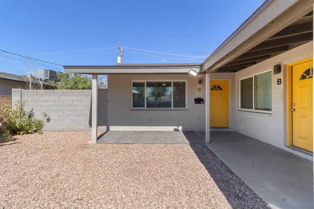 3 BR 1 bathroom House in Phoenix AZ - 2612 C general photo 4