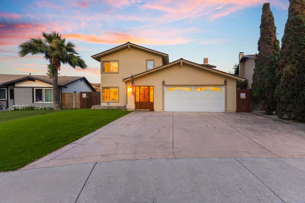 Modern South Bay Home | 4BR | Backyard | Porch