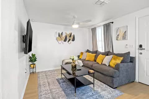 3906 E Powhatan Ave. Tampa FL 3906 B general photo 5