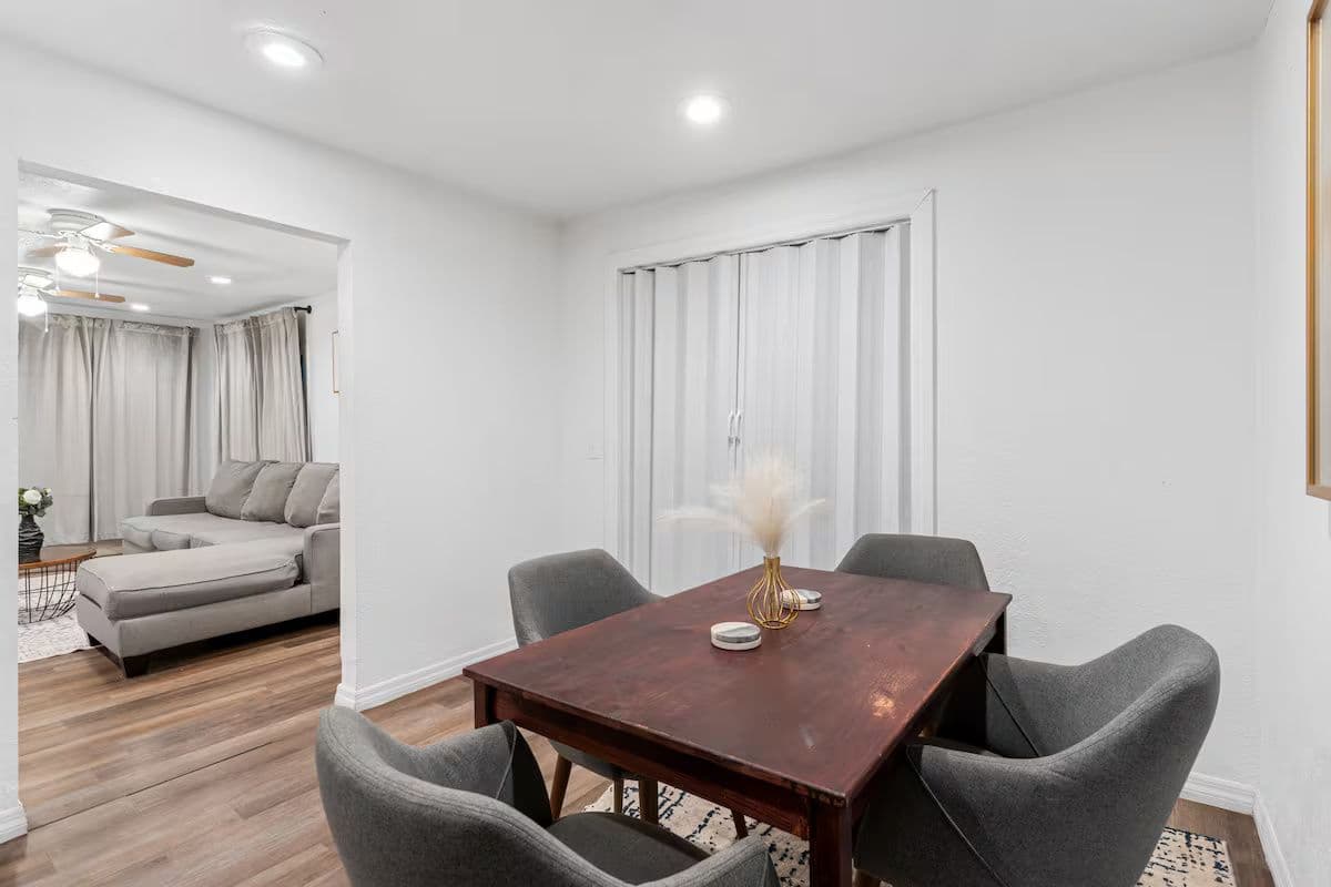 5 Miles From Downtown Tampa 4805 general photo 2