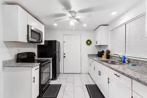 5 Miles From Downtown Tampa 4805 general photo 5