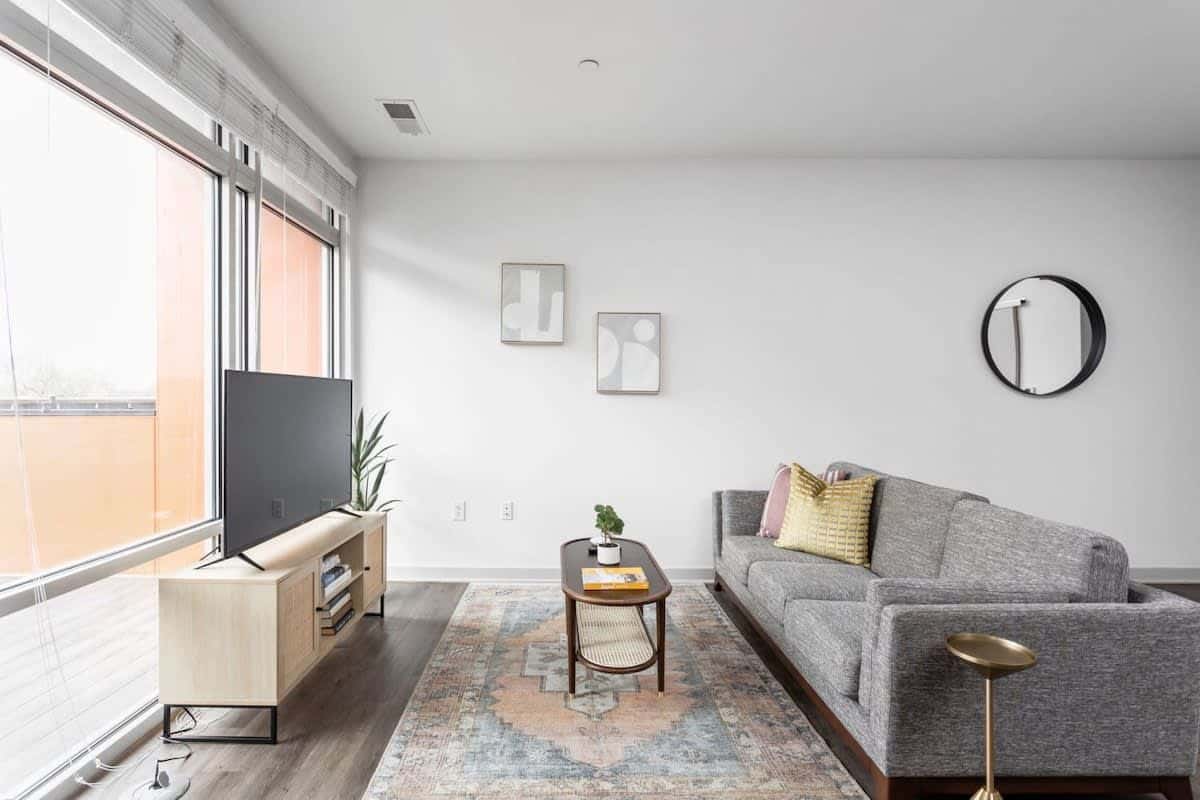 CozySuites I Trendy 1BR, Bottleworks Indy