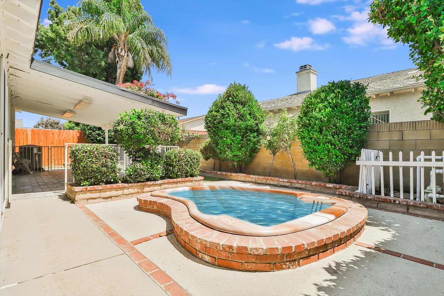 Chic Simi Valley Escape | Tub+WFH+Family Fun