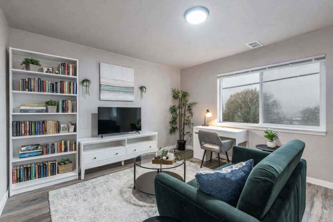 New Remodeled Private 1BR Downtown - 4