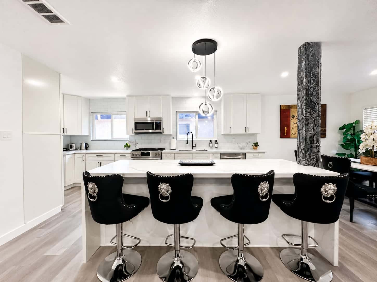 Blewett — Quiet Cul-de-sac Elegant Home in Prime Location!