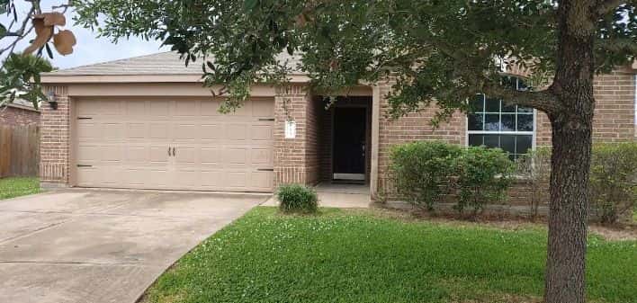 Charming 4BR Retreat | Close to Kemah & Galveston!