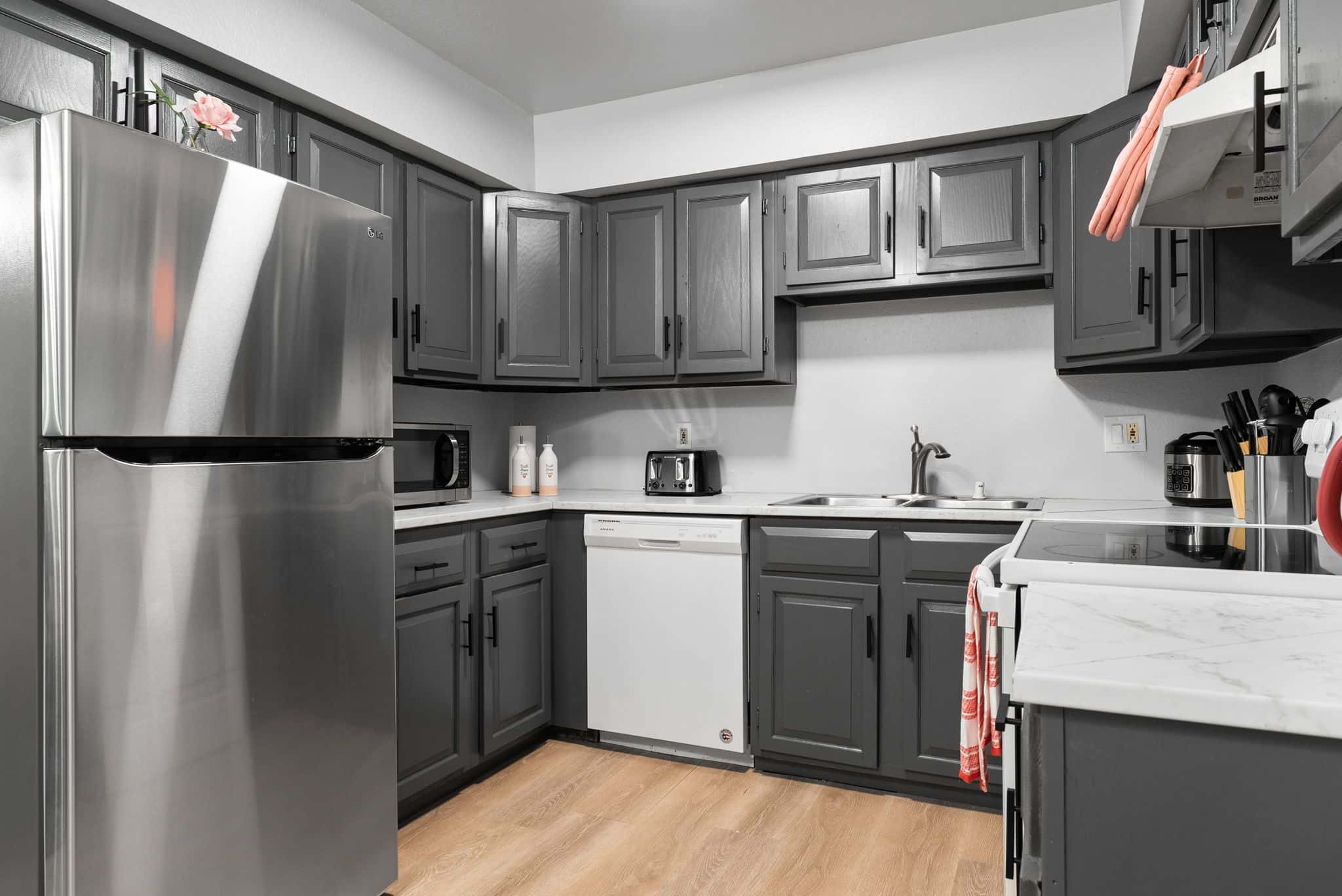 UMED: 3 bedroom/ 1 bathroom