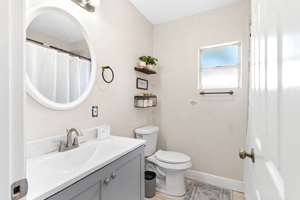 5 Miles From Downtown Tampa 3611 B general photo 5