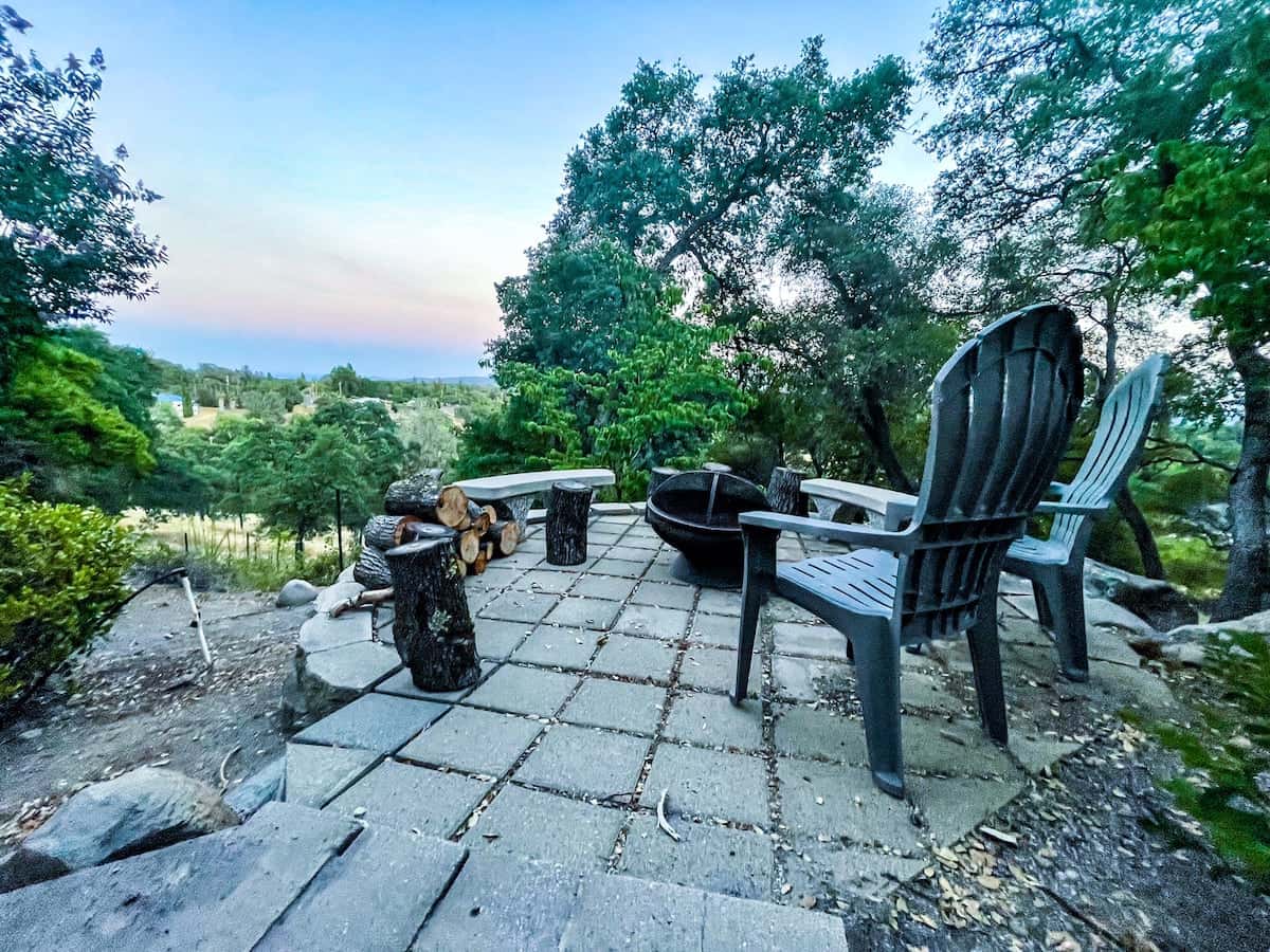 5BR · Valley Views · 2 Kitchens · Game Room · Near